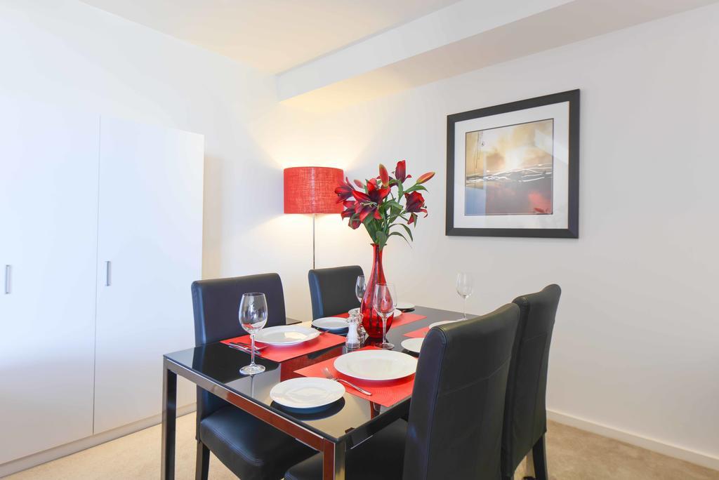 Staycentral - Spacious Seaviews Port Melbourne Rom bilde